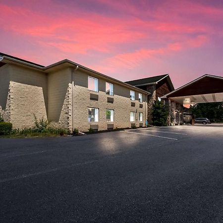 伯克利斯普林斯贝斯特韦斯特必住Plus酒店 外观 照片
